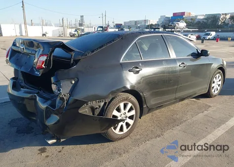 2007 Toyota Camry Xle V6 z USA, uszkodzony, nr VIN JTNBK46K373016278